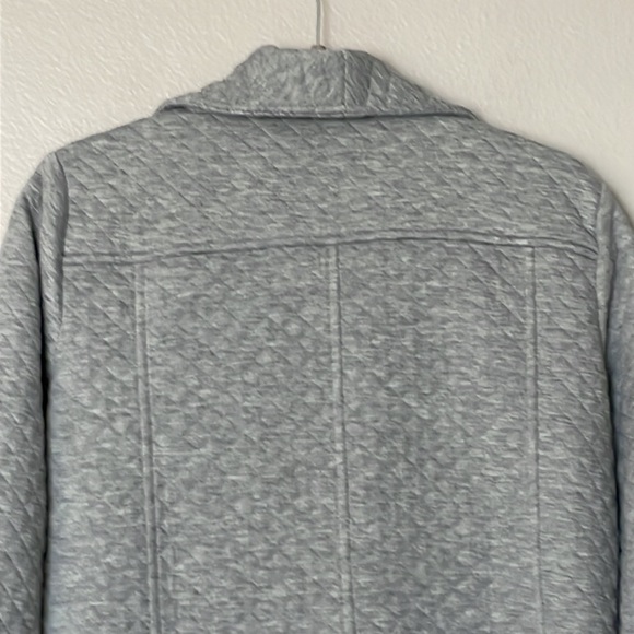 NWT Hem & Thread Quilted Gray Wrap Front Jacket/Sweater Pockets Size Medium - Picture 8 of 11
